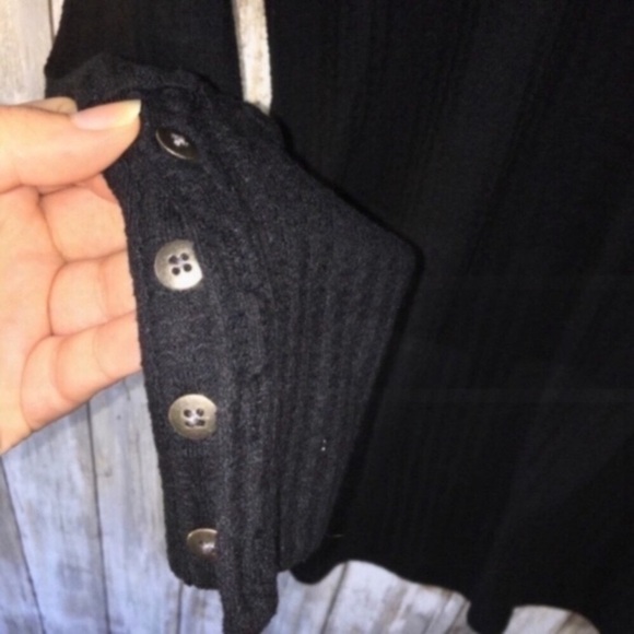 Chaser Black Knit Sweater - Picture 7 of 7